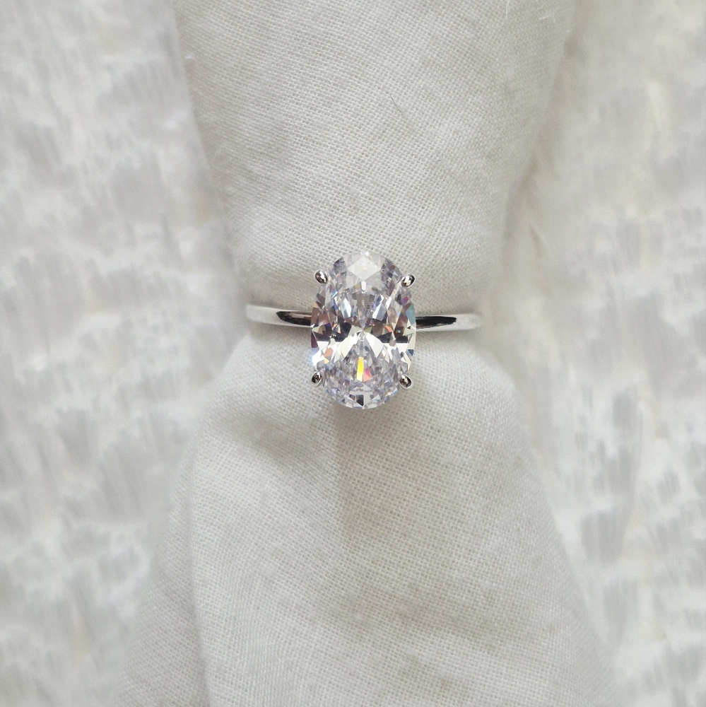 925 Sterling Silver Oval Engagement Ring - Picture 2 of 8